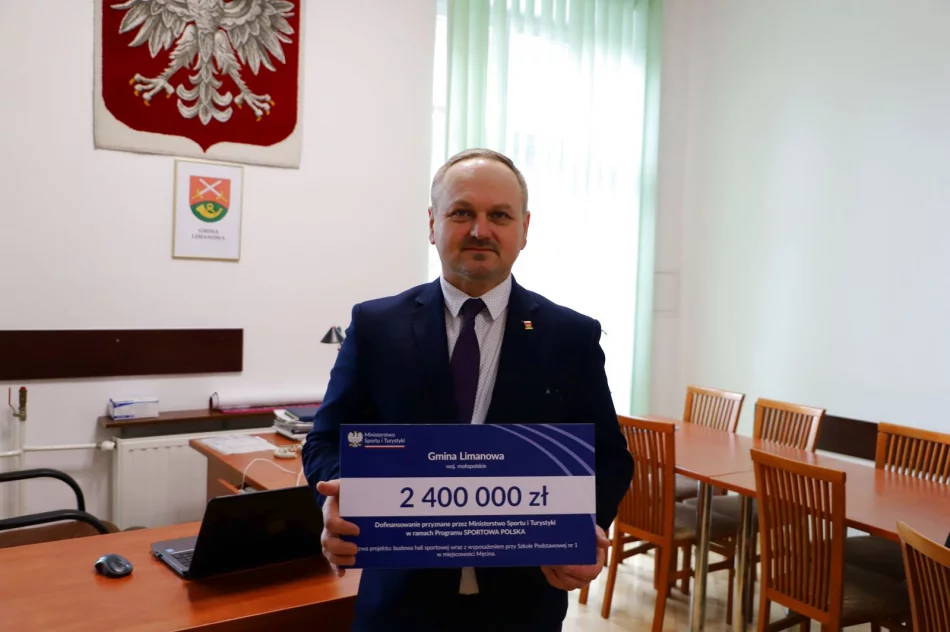 Promesy na rozbudowę bazy sportowej - zdjęcie 3