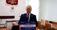 Promesy na rozbudowę bazy sportowej - zdjęcie 3
