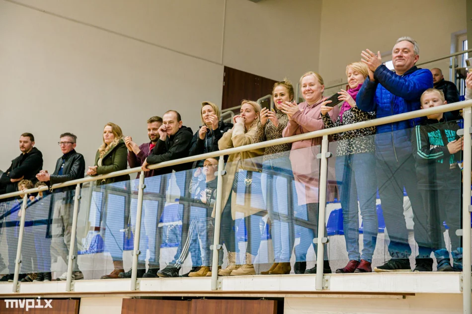 Blisko 300 uczestników „Zimowego Grania” z Akademią Piłkarską „Mam Talent” - zdjęcie 7