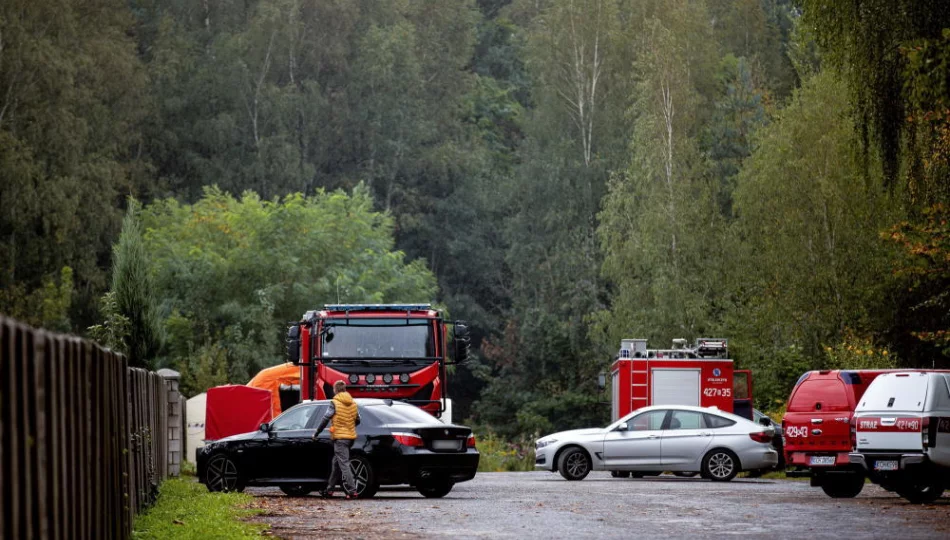 Małopolska: pod budynkiem gospodarczym w Trzebini zapadła się ziemia - zdjęcie 1