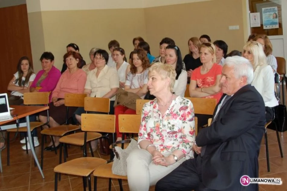 ,,Książkowa poMOC w edukacji i terapii'' z dr Wandą Matras - zdjęcie 4