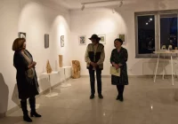Wernisaż wystawy ,,SALOON NR 4 Dwa miesiące onkologii“Aleksandra Majerskiego - zdjęcie główne
