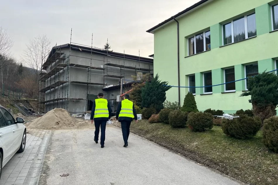 Wojewoda wizytował sportowe inwestycje - zdjęcie 4