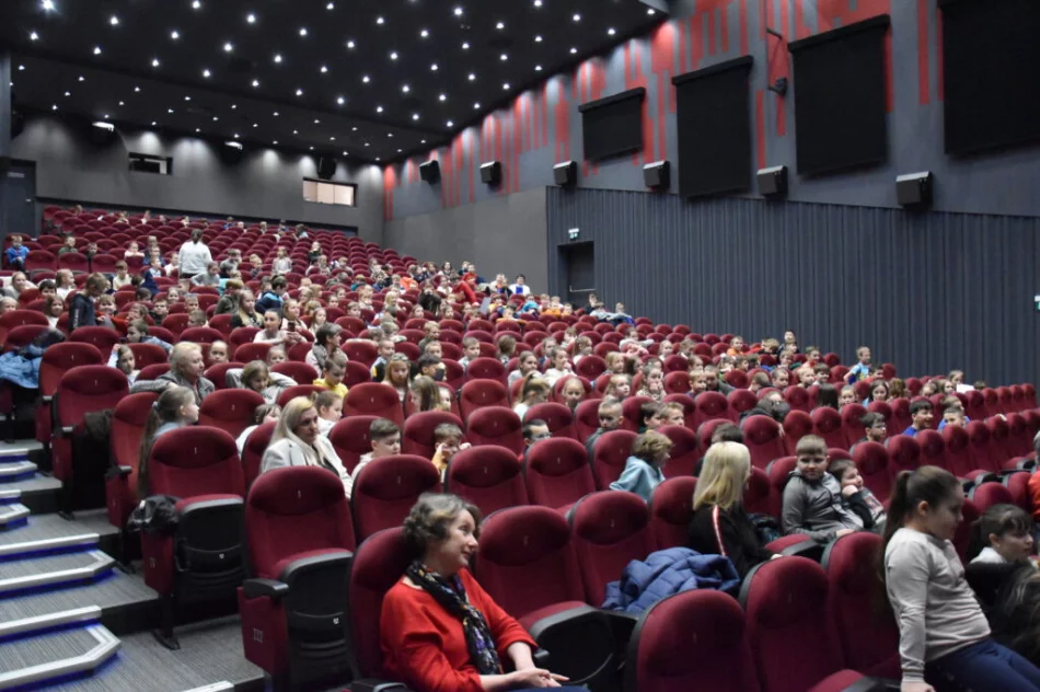 Odbyła się Gala podsumowująca konkurs „Tobie książko, przyrzekamy” - zdjęcie 7