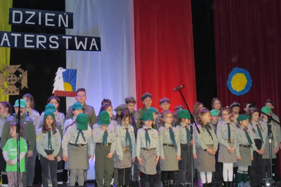 Zuchy i harcerze z ”Jedynki” na wyjątkowym biwaku harcerskim w Mszanie Dolnej - zdjęcie 3