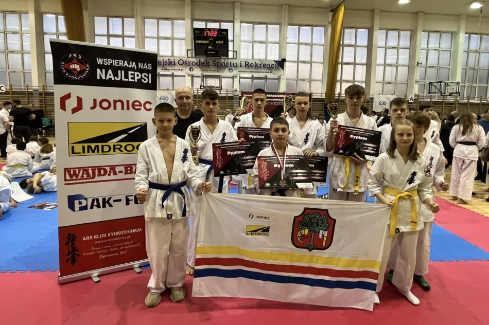 Pierwsze medale w nowym sezonie dla karateków ARS Limanowa – JONIEC Team - zdjęcie 3