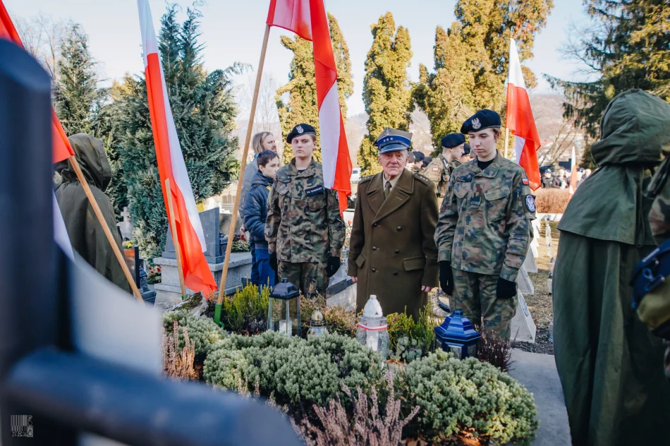 Uczczono pamięć o niezłomnych - zdjęcia - zdjęcie 3