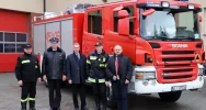 Przekazanie samochodu dla OSP Siekierczyna - zdjęcie 3