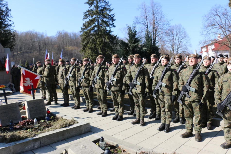 Odbyły się Powiatowo-Miejskie obchody Dnia Pamięci Żołnierzy Wyklętych - zdjęcie 4