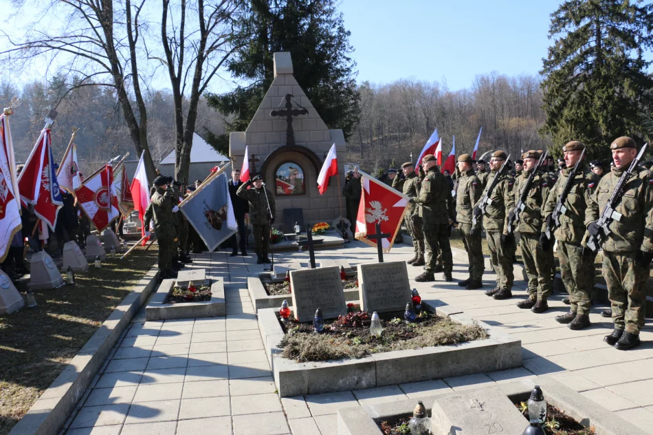 Odbyły się Powiatowo-Miejskie obchody Dnia Pamięci Żołnierzy Wyklętych - zdjęcie 6