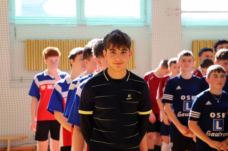 Chłopcy z Mordarki Mistrzami Gminy w Siatkówce Młodzieży - zdjęcie 9
