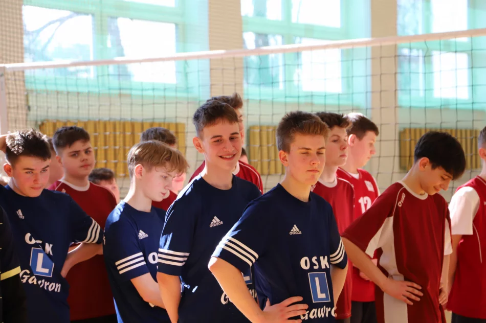 Chłopcy z Mordarki Mistrzami Gminy w Siatkówce Młodzieży - zdjęcie 17