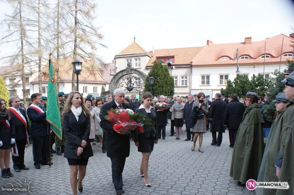 Limanowskie obchody 74. rocznicy Zbrodni Katyńskiej - zdjęcie 4