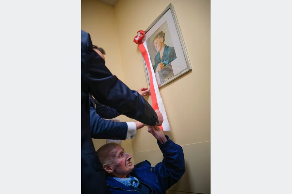 ​Honorowa obywatelka patronką szpitalnego oddziału - zdjęcie 2