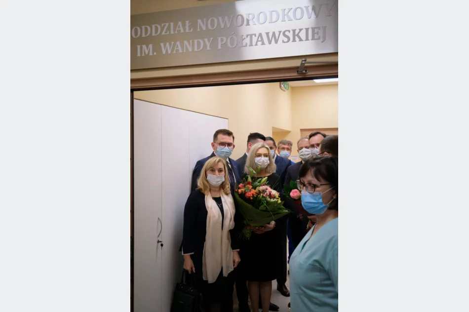 ​Honorowa obywatelka patronką szpitalnego oddziału - zdjęcie 3