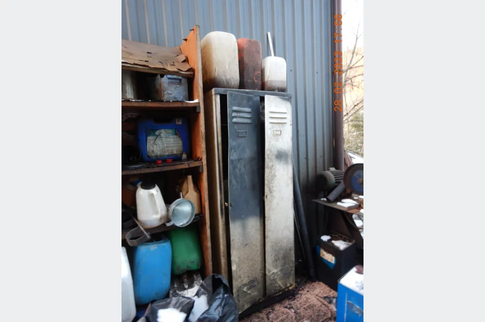 Beczki z niebezpiecznymi substancjami - zdjęcie 5