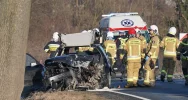 Czołowe zderzenie, jedna osoba ranna  - zdjęcie 4