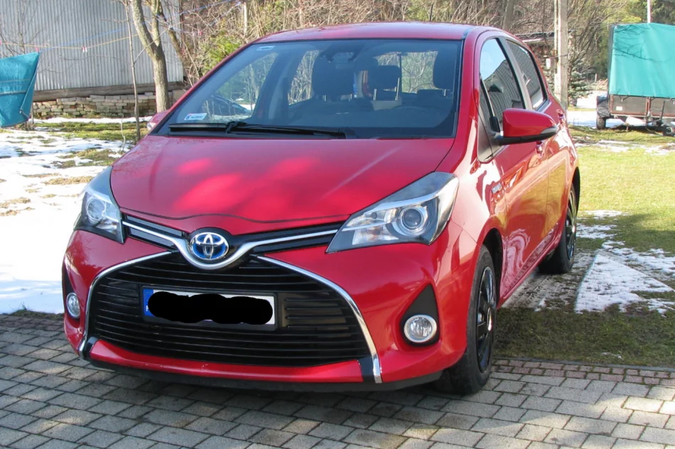 Toyota Yaris III - zdjęcie 1
