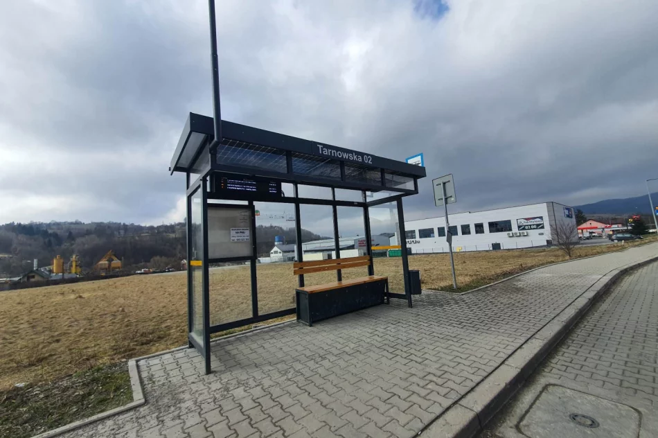 Nowy przystanek samowolą? "Teren prywatny" - zdjęcie 4