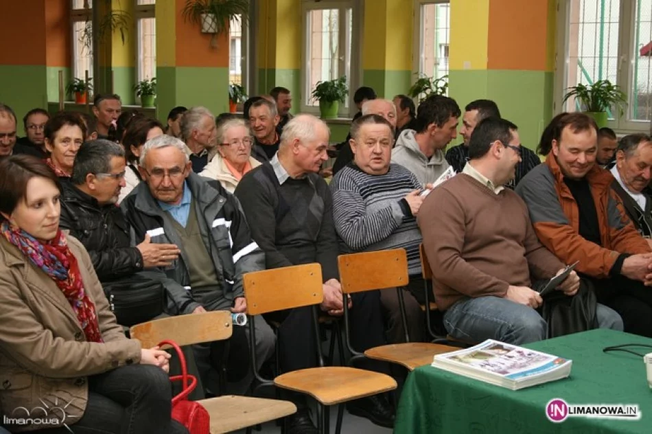 Mieszkańcy Osiedla Nr 7 spotkali się Burmistrzem - zdjęcie 4