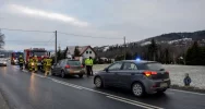 Samochód osobowy zderzył się z ciężarówką - zdjęcie 4