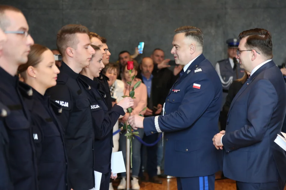 Nowi funkcjonariusze trafią m.in. do Limanowej - zdjęcie 10