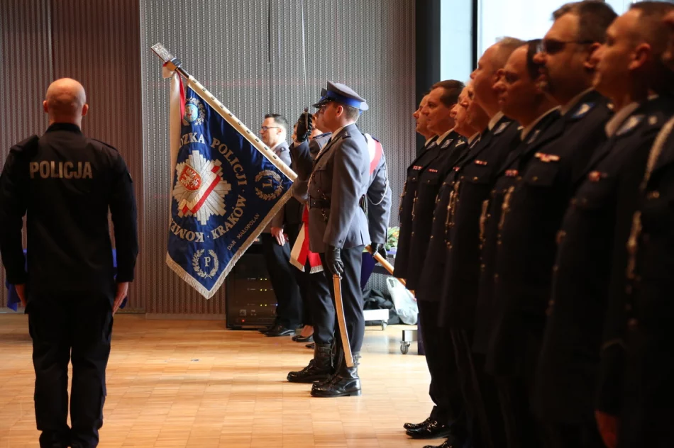 Nowi funkcjonariusze trafią m.in. do Limanowej - zdjęcie 16