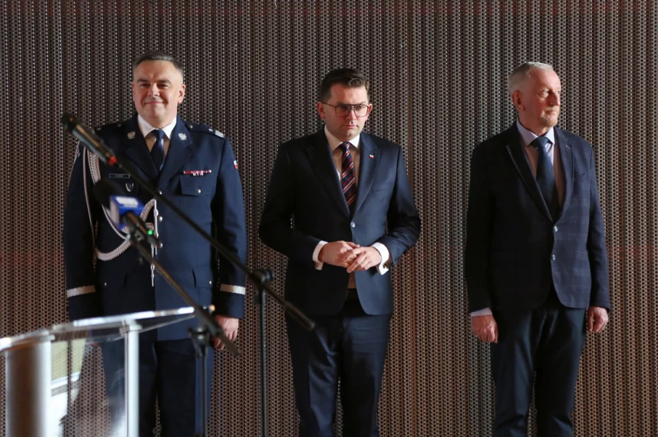 Nowi funkcjonariusze trafią m.in. do Limanowej - zdjęcie 18