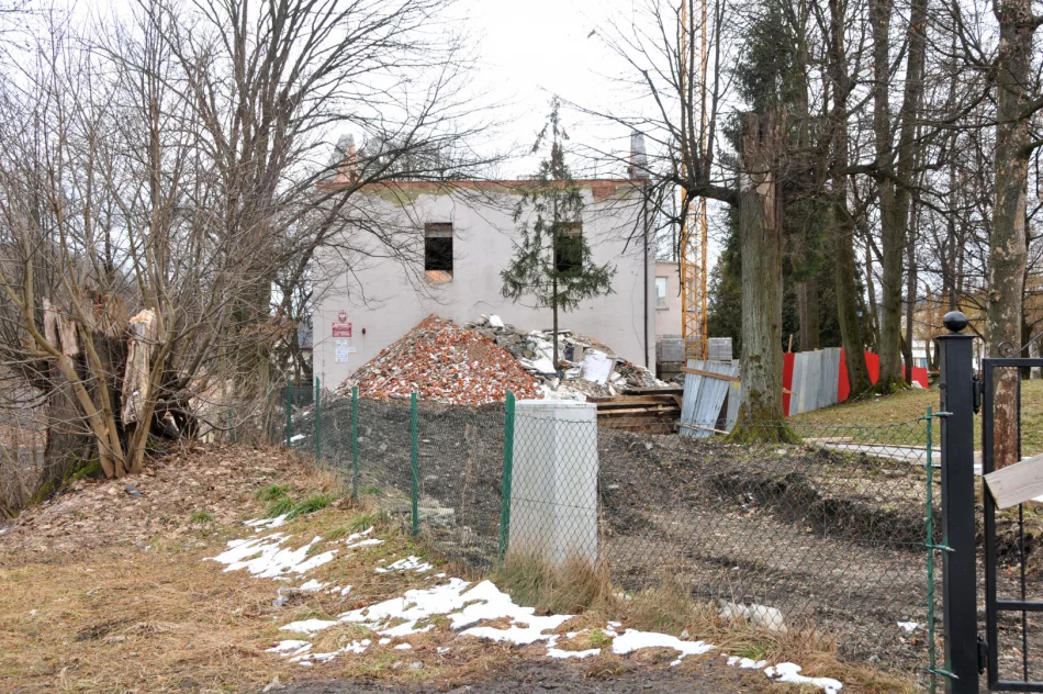 Dawny dwór zamienią w szkołę ośrodka wychowawczego - zdjęcie 5