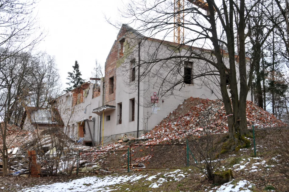 Dawny dwór zamienią w szkołę ośrodka wychowawczego - zdjęcie 6