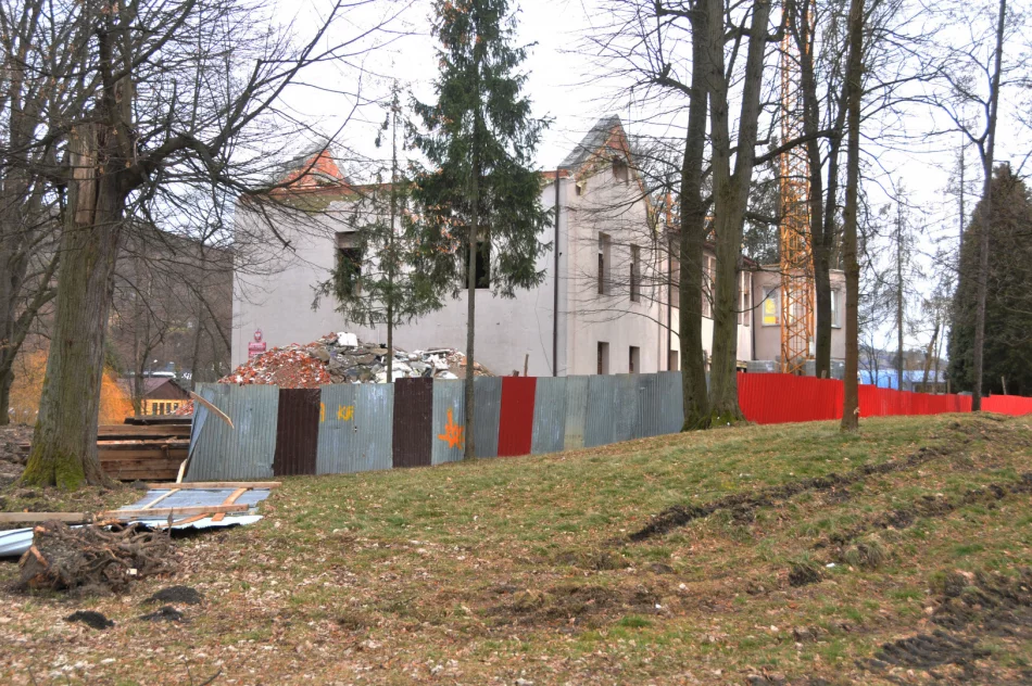 Dawny dwór zamienią w szkołę ośrodka wychowawczego - zdjęcie 7