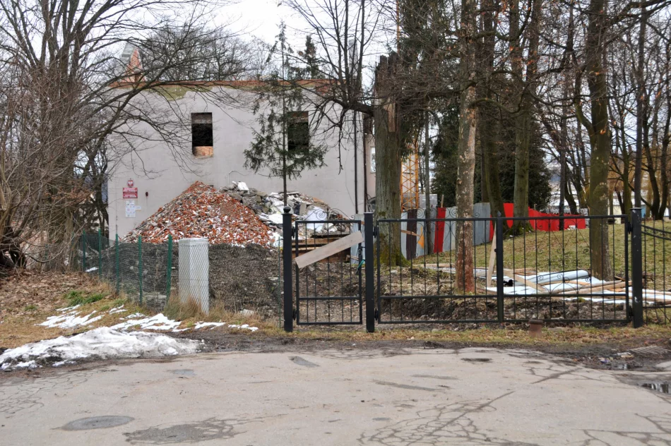 Dawny dwór zamienią w szkołę ośrodka wychowawczego - zdjęcie 8