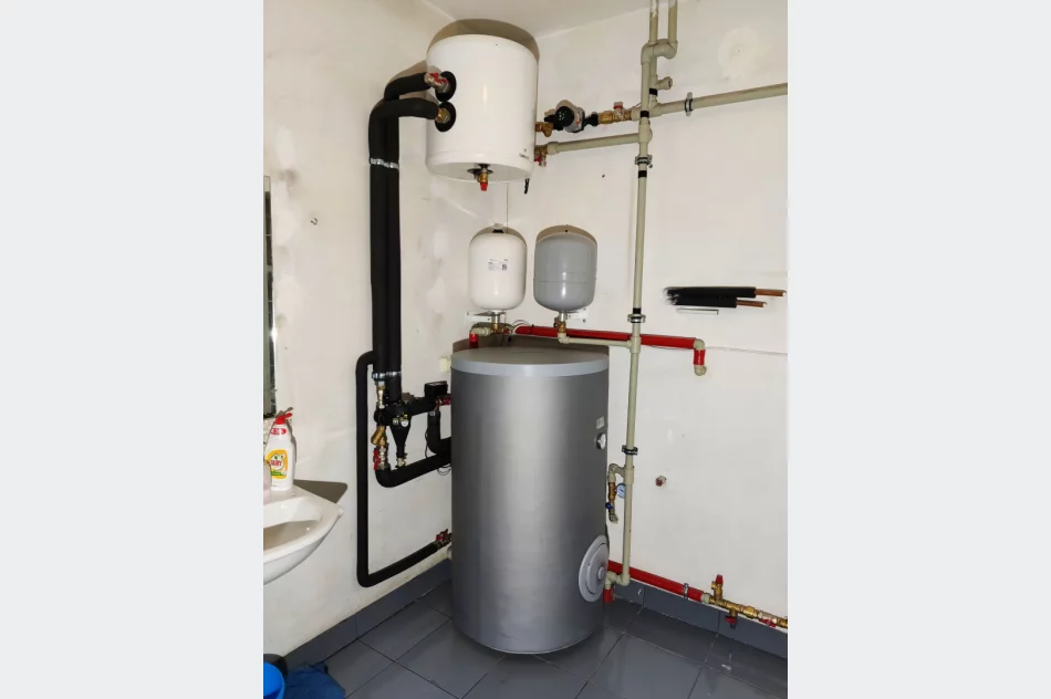 Hydraulik ogrzewanie podłogowe piece gazowe pelet pompy ciepła instalacje sanitarne rekuperacja - zdjęcie 5