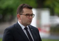 Wojewoda apeluje do 182 samorządów o uczczenie Jana Pawła II - zdjęcie główne