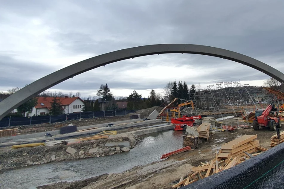 Pierwszy łuk gotowy. Miasto widzi szansę na skrócenie terminu - zdjęcie 3