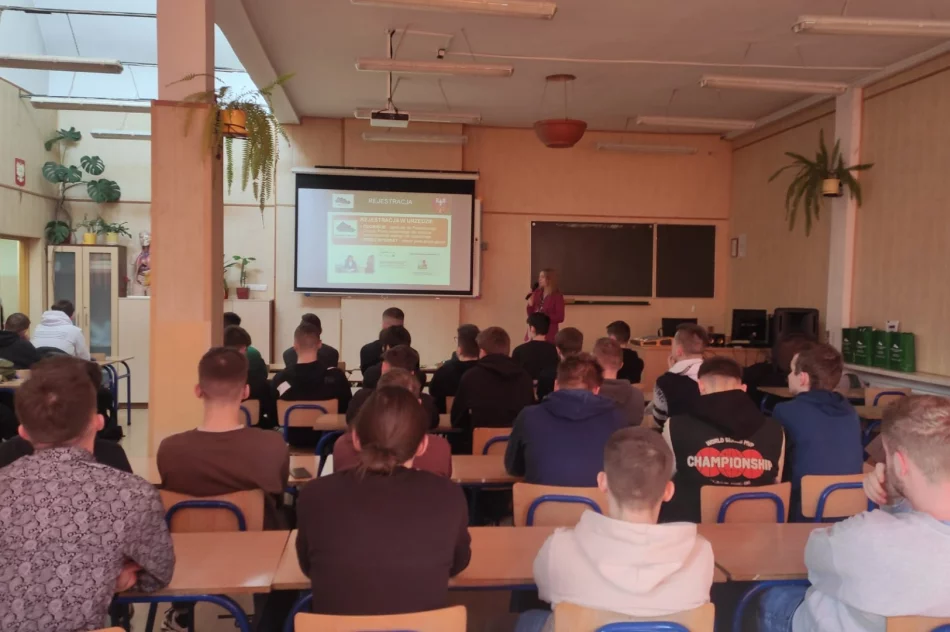 Doradcy zawodowi znów spotkali się z młodzieżą - zdjęcie 2