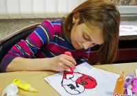 Witraże w świetlicy w Pisarzowej - zdjęcie główne