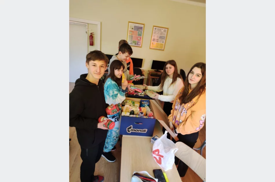 „Paczka dla Ukrainy”w Szkole Podstawowej w Nowym Rybiu - zdjęcie 4