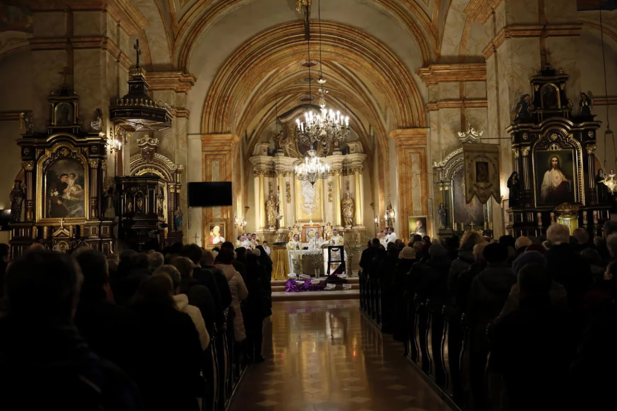 Małopolska: wadowiczanie modlili się w obronie czci Jana Pawła II