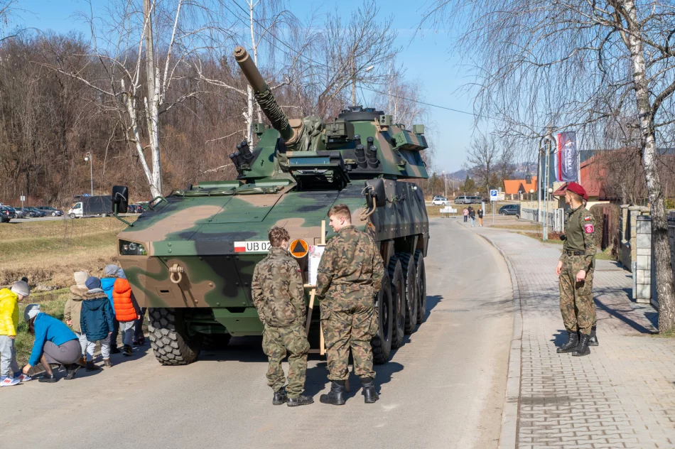 I Wojskowe Targi Służby i Pracy w Limanowej - 2023 - zdjęcie 10
