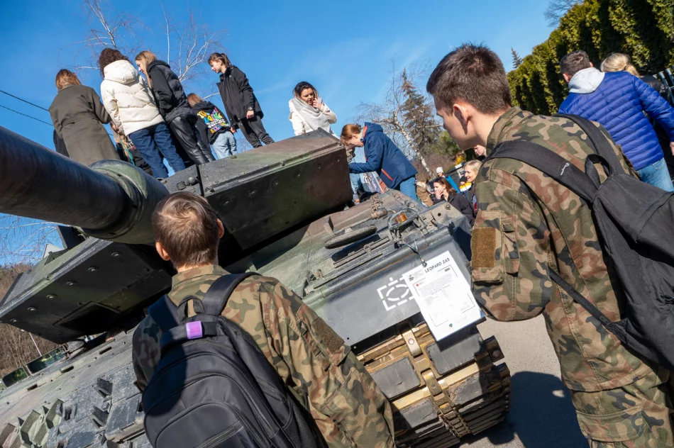 I Wojskowe Targi Służby i Pracy w Limanowej - 2023 - zdjęcie 11