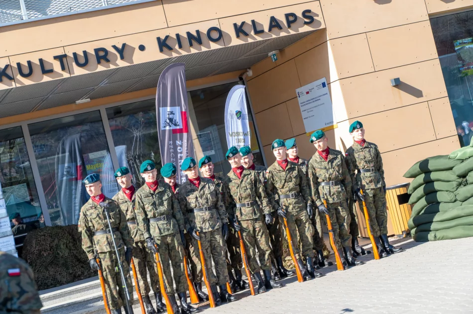 I Wojskowe Targi Służby i Pracy w Limanowej - 2023 - zdjęcie 16