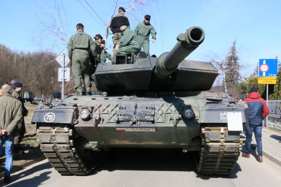 Pierwszy dzień Wojskowych Targów Służby i Pracy - zdjęcie 2