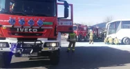 Pożar autobusu na parkingu stacji. Ogień zauważył inny kierowca - zdjęcie 2