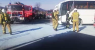 Pożar autobusu na parkingu stacji. Ogień zauważył inny kierowca - zdjęcie 3