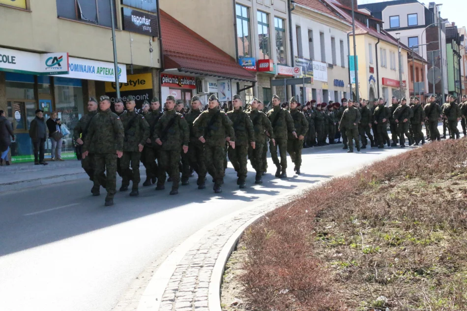 Drugi dzień Wojskowych Targów Służby i Pracy połączonych z przysięgą wojskową - zdjęcie 14