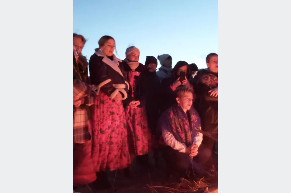 Protestowali na Cisowym Dziole przeciw "atakom na Jana Pawła II" - zdjęcie 5