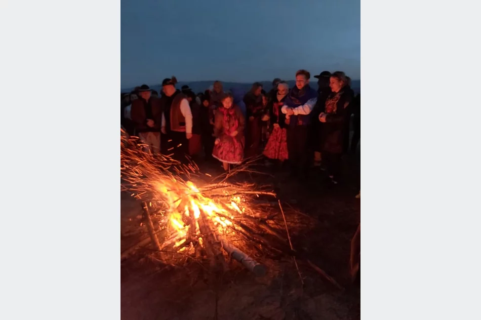 Protestowali na Cisowym Dziole przeciw "atakom na Jana Pawła II" - zdjęcie 8