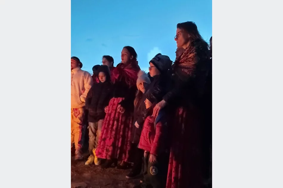 Protestowali na Cisowym Dziole przeciw "atakom na Jana Pawła II" - zdjęcie 11