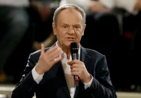 D. Tusk: w najbliższych dniach przedstawimy konkretne rozwiązania dot. wykluczenia komunikacyjnego - zdjęcie główne